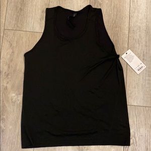 Men’s Lululemon Tech Tank size XL